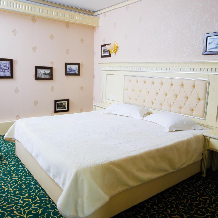 Cazare Plopii Fara Sot Iasi Luaran gambar