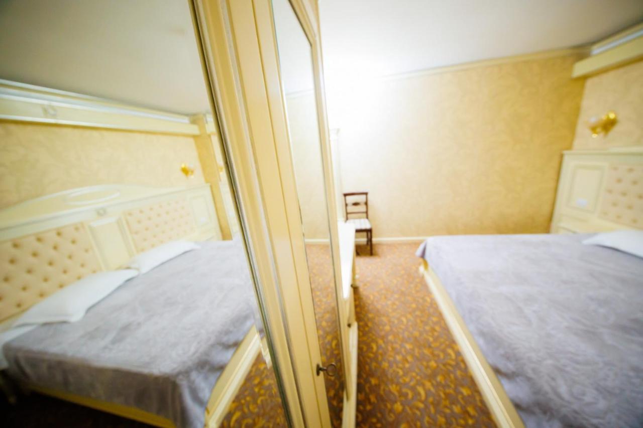 Cazare Plopii Fara Sot Iasi Luaran gambar