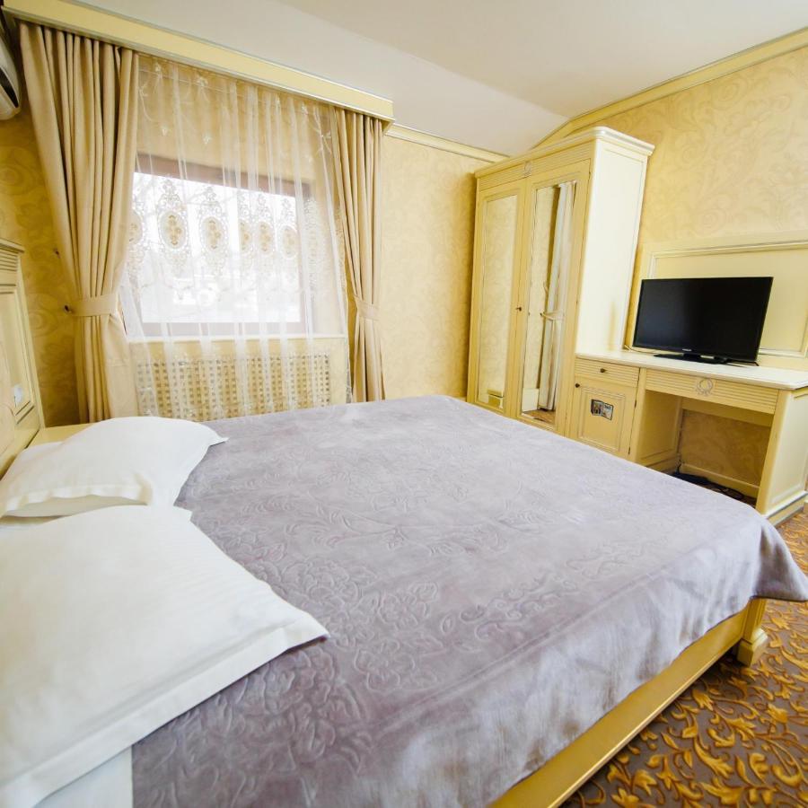 Cazare Plopii Fara Sot Iasi Luaran gambar